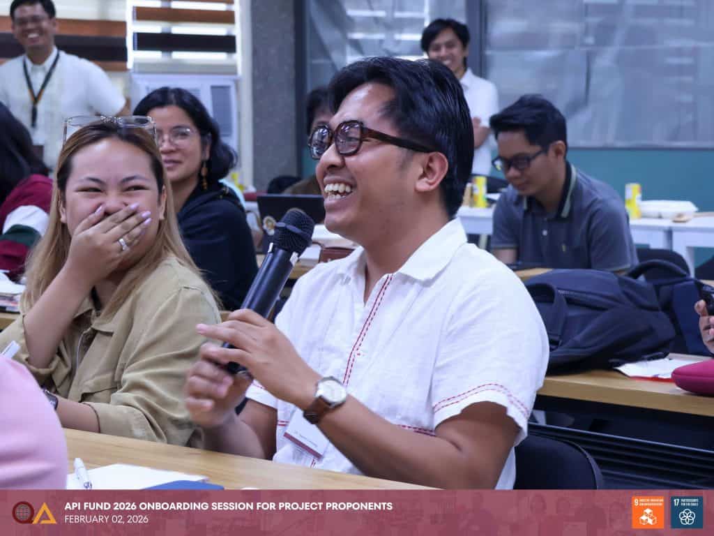 Project proponents from different academic units engaged in the open forum, addressing their questions directly to the resource speakers.